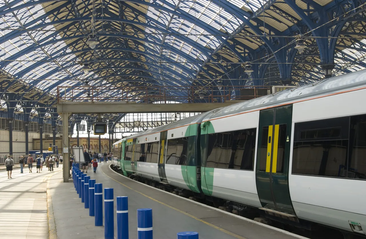 Lancing Station photo 1