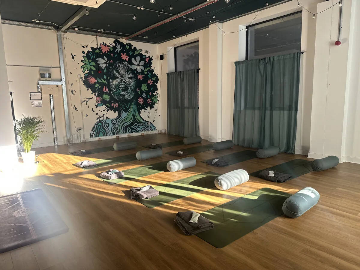 Social Yoga photo 1