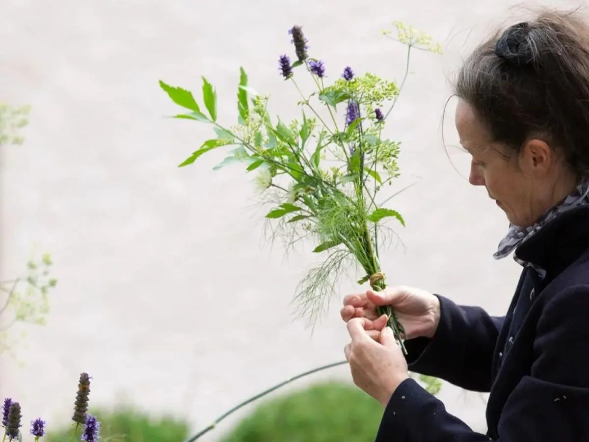 Physic Garden: Floral Wreaths at The Palace of Holyroodhouse