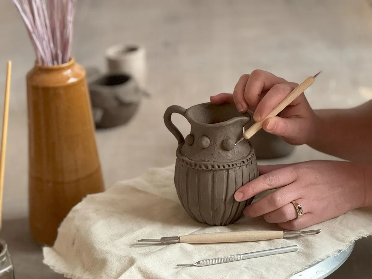 Hand-Building: Introduction Class - Craft & Sip BYOB Ages 18+