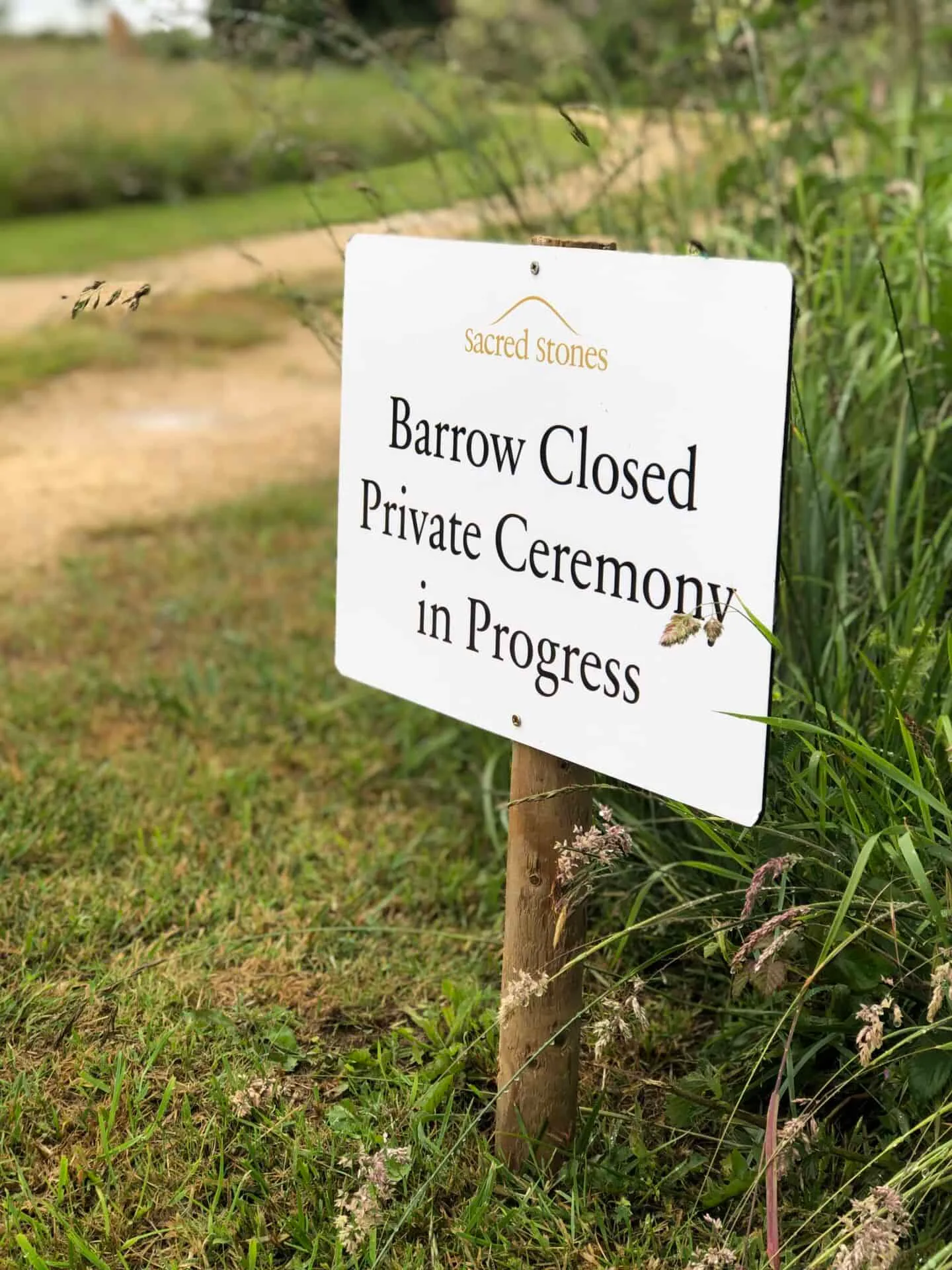 Willow Row Barrow – Closed
