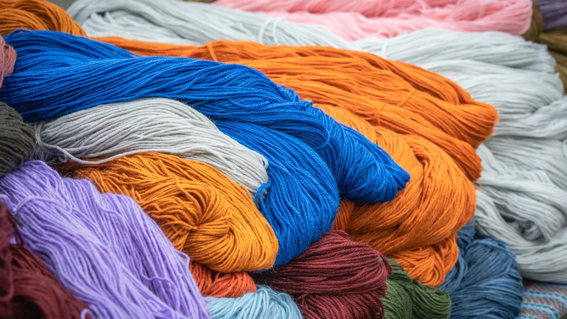 STAFFORD WOOL GATHERING