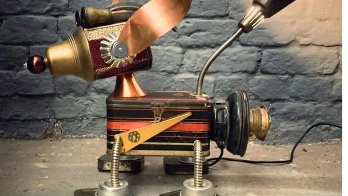 Robot Workshop with Mark Haig at Rugby Art Gallery & Museum
