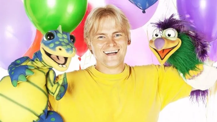 Summer Fun - Deano's Magic Show at Langley Library at West Midlands