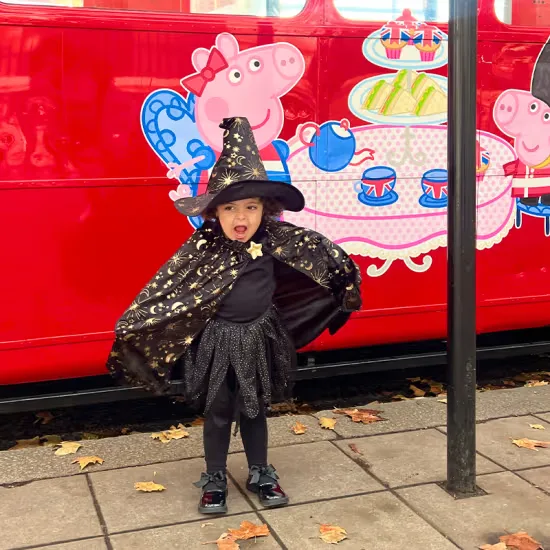 Peppa Pig Halloween London Sightseeing Bus Tour at Temple Embankment Bus Stop N