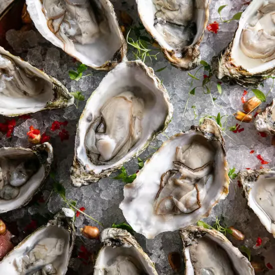Oysters, Bubbles & Live DJ at Smith's Bar & Grill