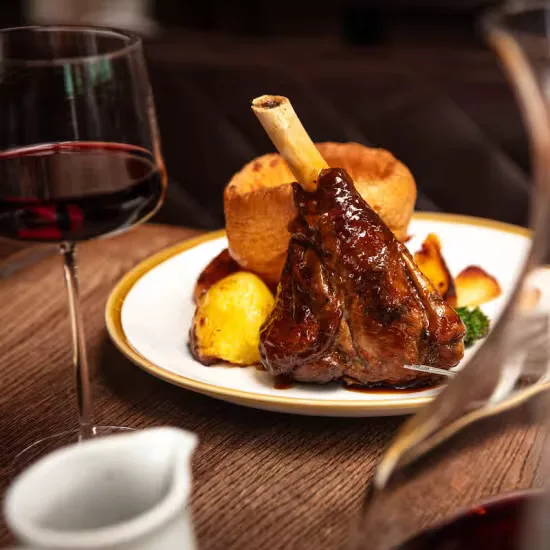Bottomless Sunday Roast at Smith’s Bar & Grill at Smith's Bar & Grill