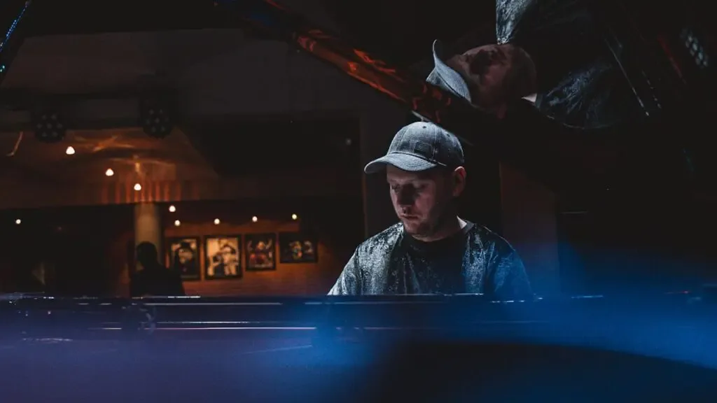 Tomasz Zyrmont Quartet at Toulouse Lautrec