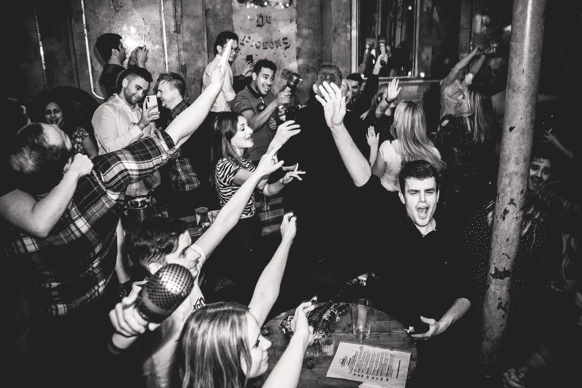 Sounds Familiar Music Quiz - Christmas Party Nottingham at Saltbox - Live Music, Bar & Kitchen