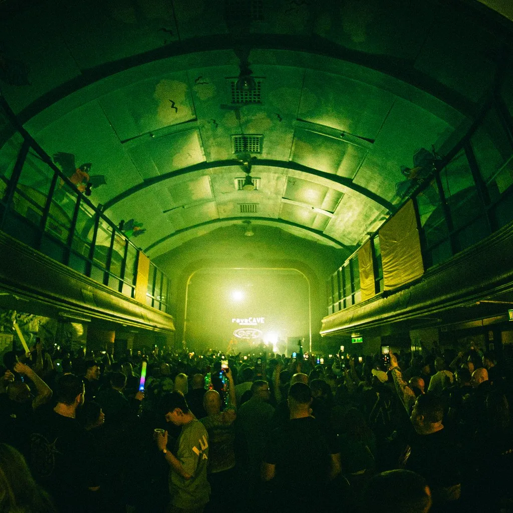 raveCAVE - Enter The Rave at The Ayr Pavilion