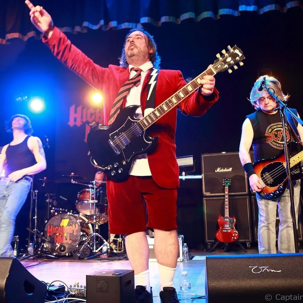 Highway To Hull (A Tribute to AC/DC) Live at Stirling Castle at The Stirling Castle