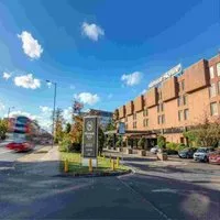Comedy Club at Sheraton Skyline Hotel London Heathrow, London