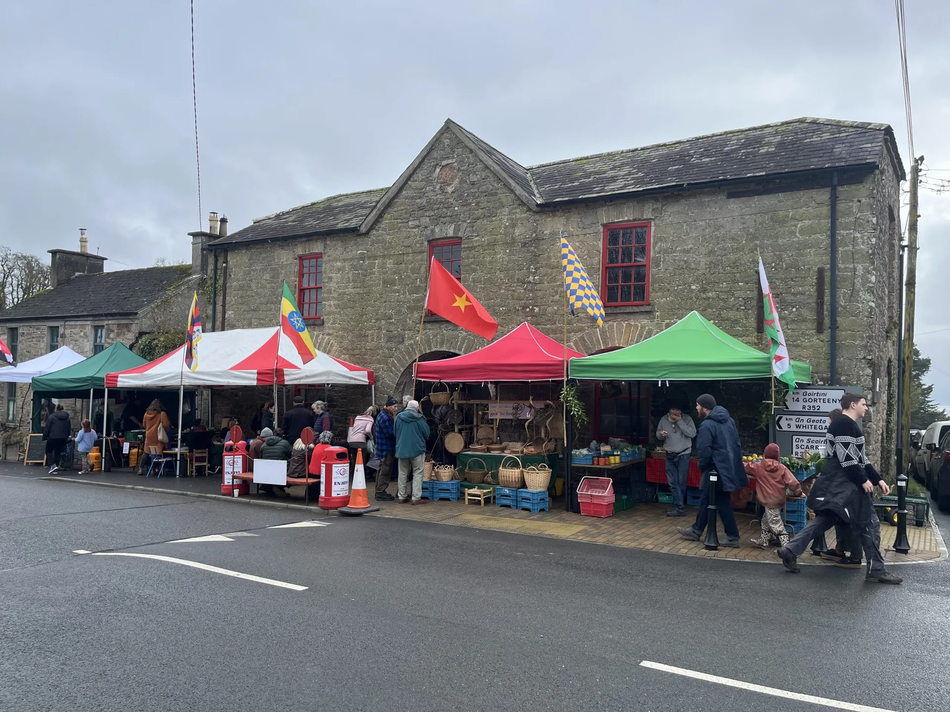Mountshannon Community Market at Lough Derg