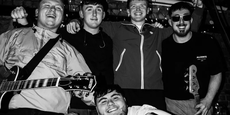 The Fairway - Manchester Headline show at Gullivers