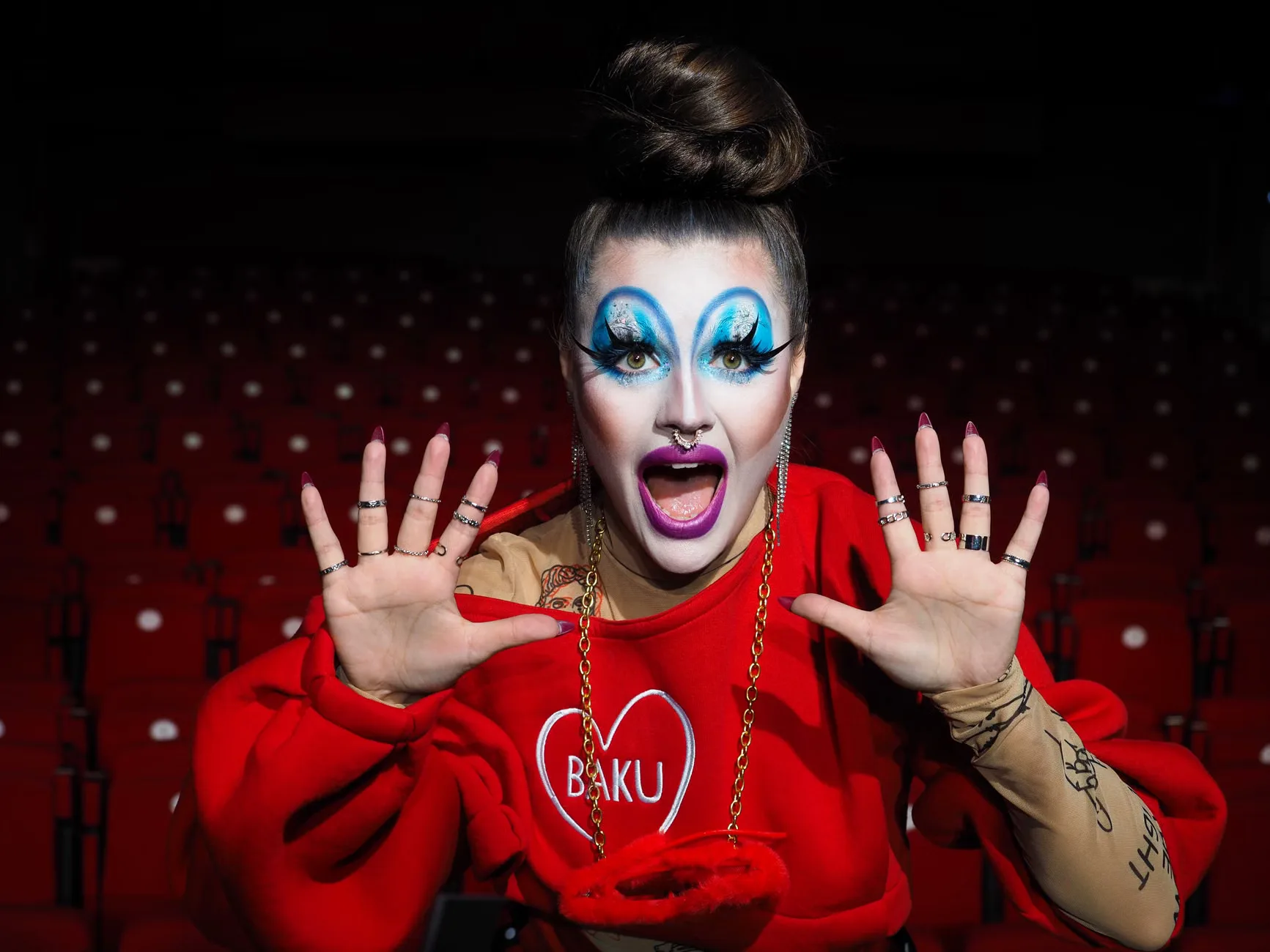 Baga Chipz - Bagz to Riches at Funny Girls Blackpool Show