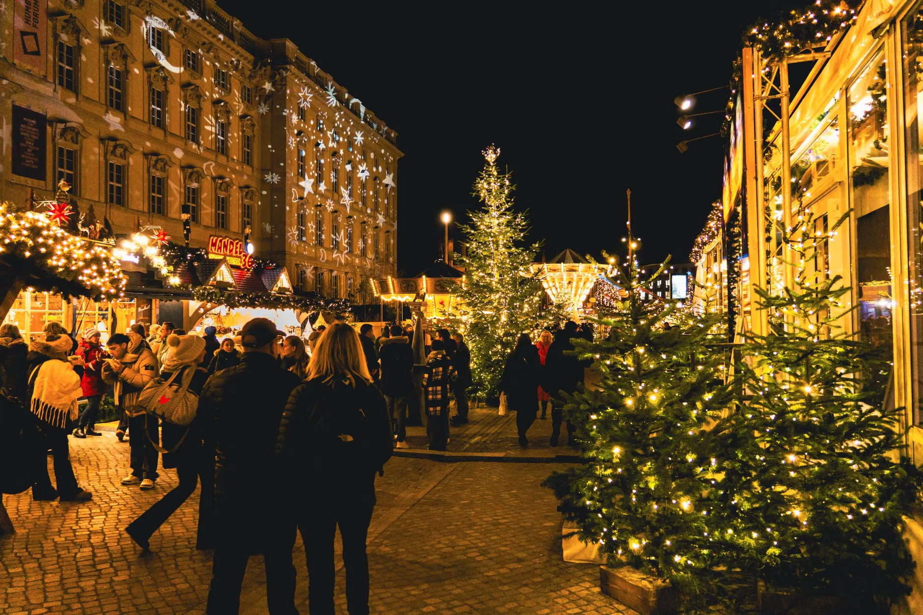 Santa’s Christmas Workshop Experience at Newry Christmas Market at Newry Variety Market