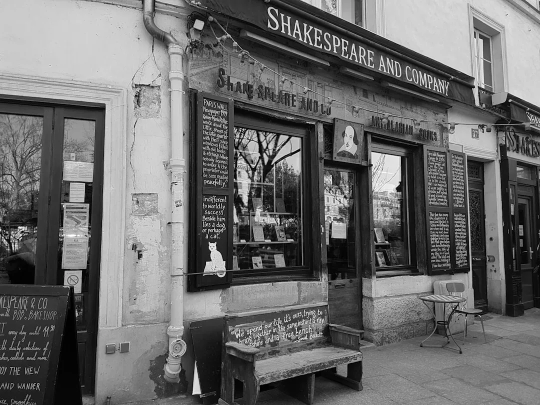 Shakespeare's Stratford-upon-Avon and Cotswolds Tour from London