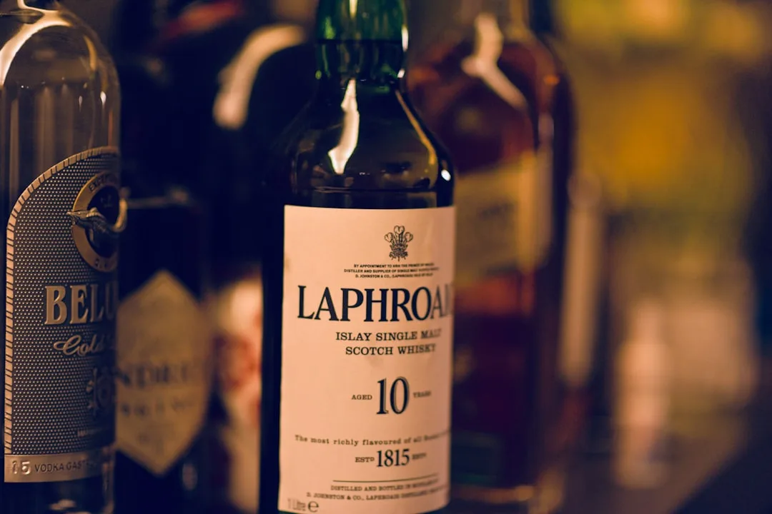 Laphroaig Bold Spirits w/ tyronwithnoe & Shimrise at renae