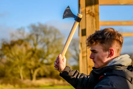 Warwickshire Axe Throwing for Two at Warwick