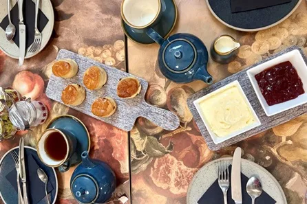 A Guide Through Greenwich Food, Drink and Culture with Painted Hall and Queen’s House at LONDON - Dark Sugars