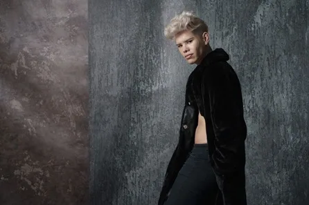 Dudoir Photoshoot for Him with £50 off Voucher — Edinburgh