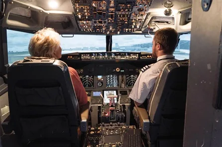 45 Minute Boeing 737 Flight Simulator at Cheltenham