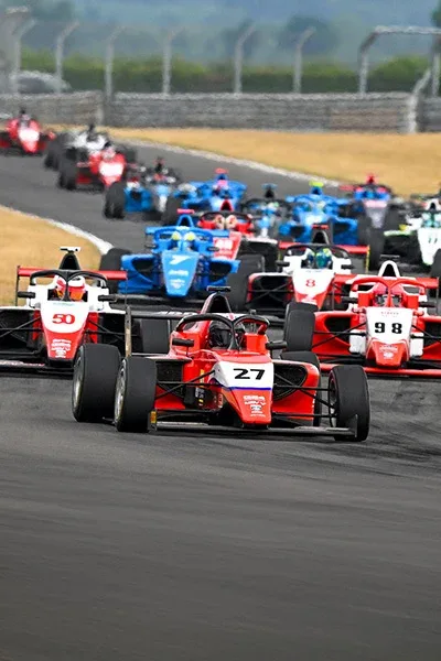 GB4 & Ginetta Winter Series
