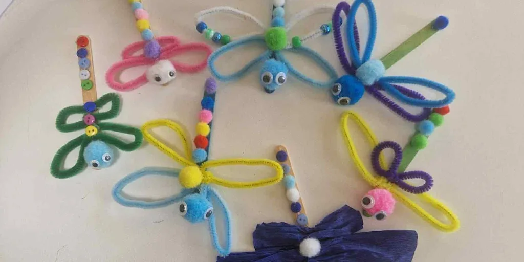 Heathland crafts at Hengistbury Head at Hengistbury Head Visitor Centre