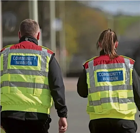 Bearsden Library : Drop In & Meet Your Community Wardens