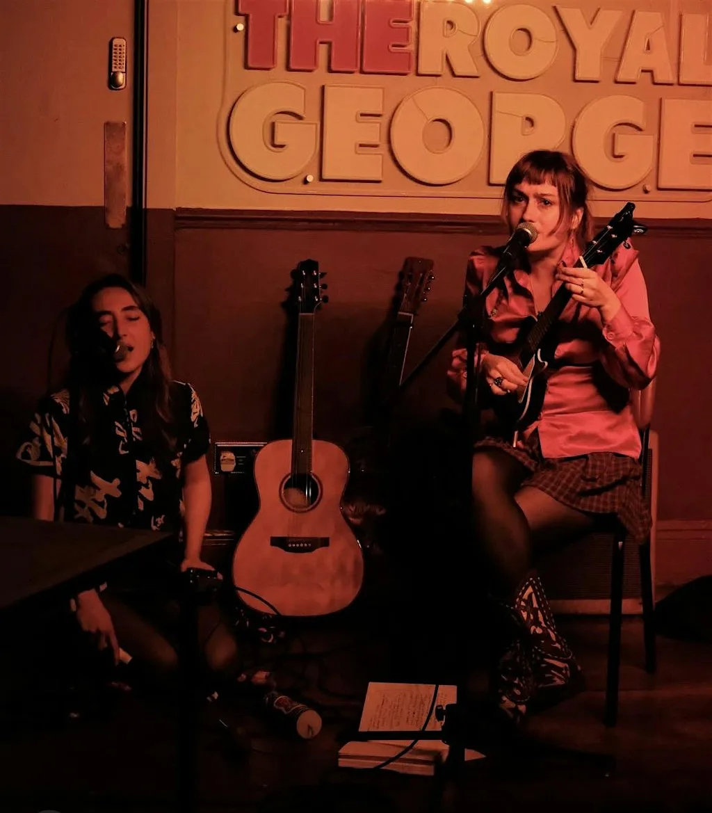 SongMiners - Open Mic at The Old Crown (New Oxford st)