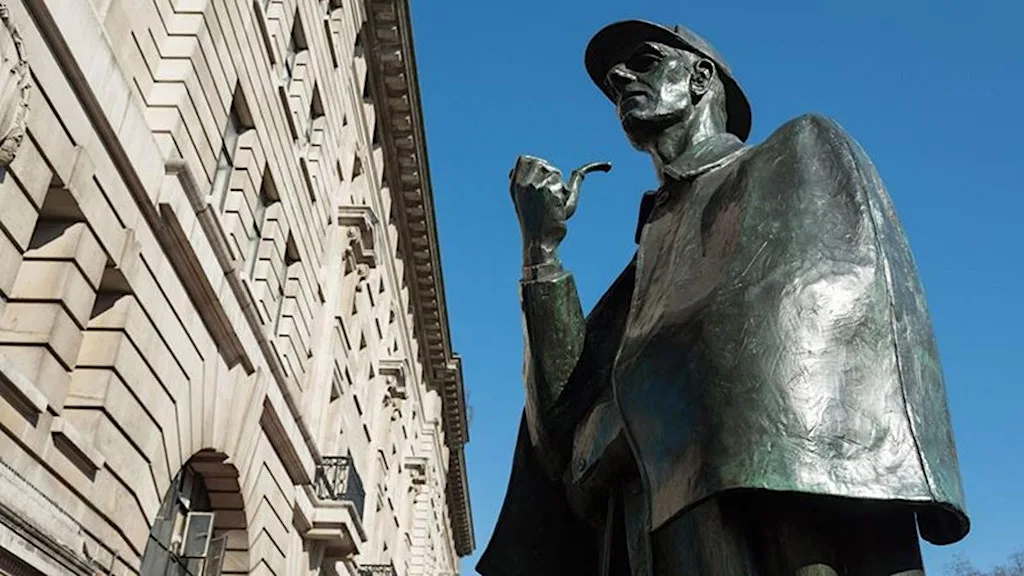 FREE Sherlock Holmes Literary and Film Walking Tour at Embankment station