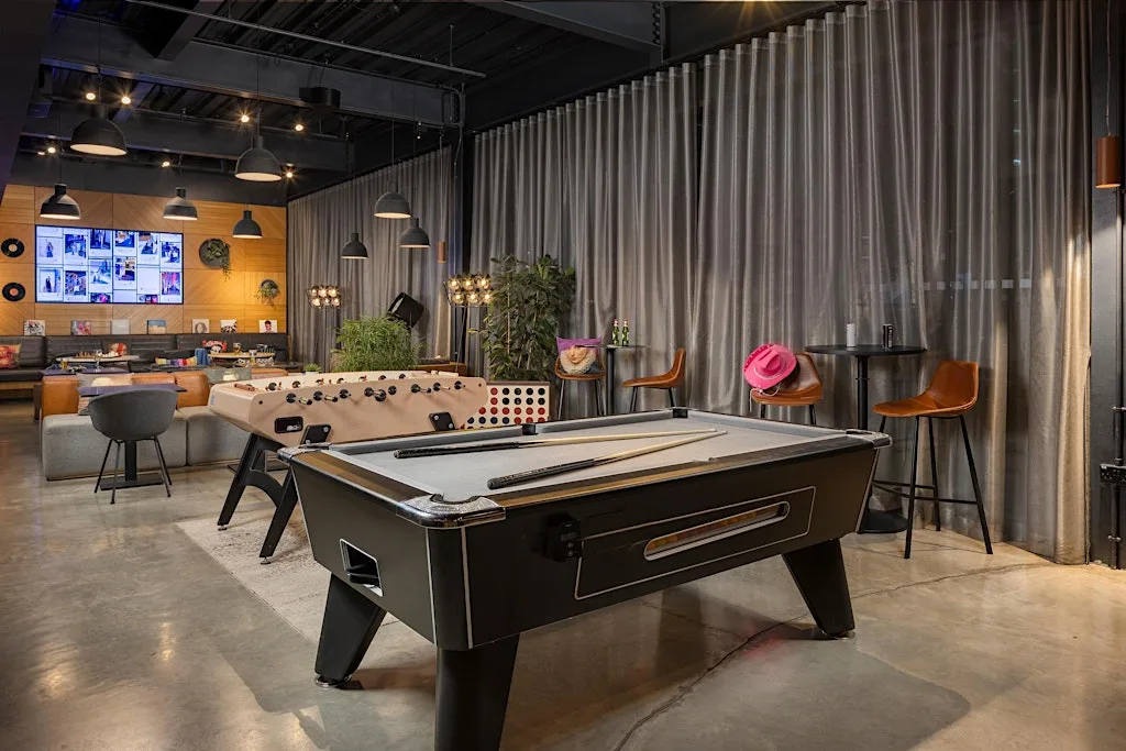 Moxy York Speed Quiz