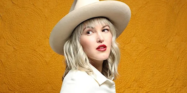 Ashley Campbell + Gary Quinn at St Mary’s Church