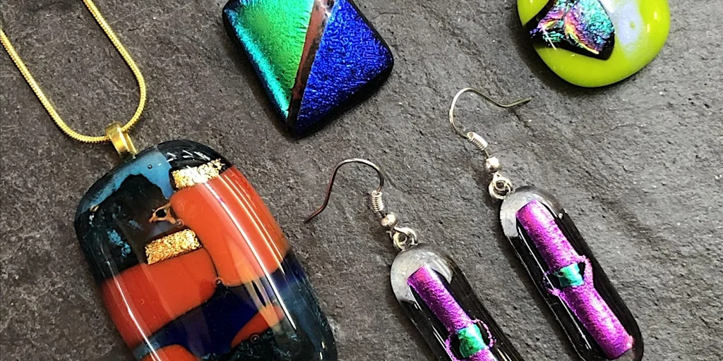 Fused Glass and dichroic jewellery for beginners at Rainbow Glass Studios at Rainbow Glass Studios
