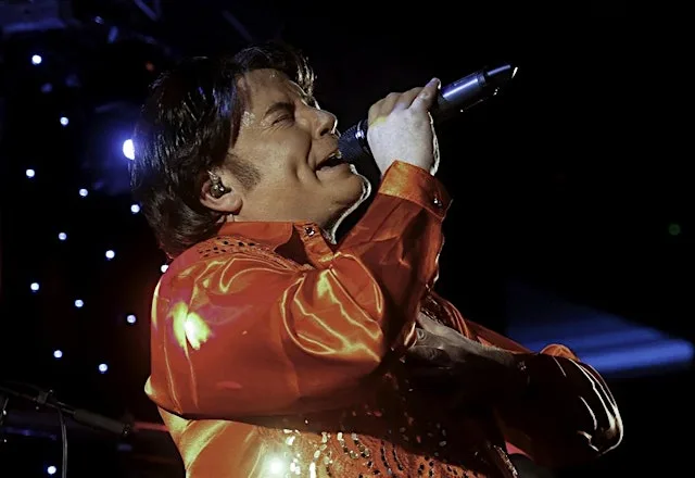 The Neil Diamond Experience: Forever in Blue Jeans at Portico of Ards