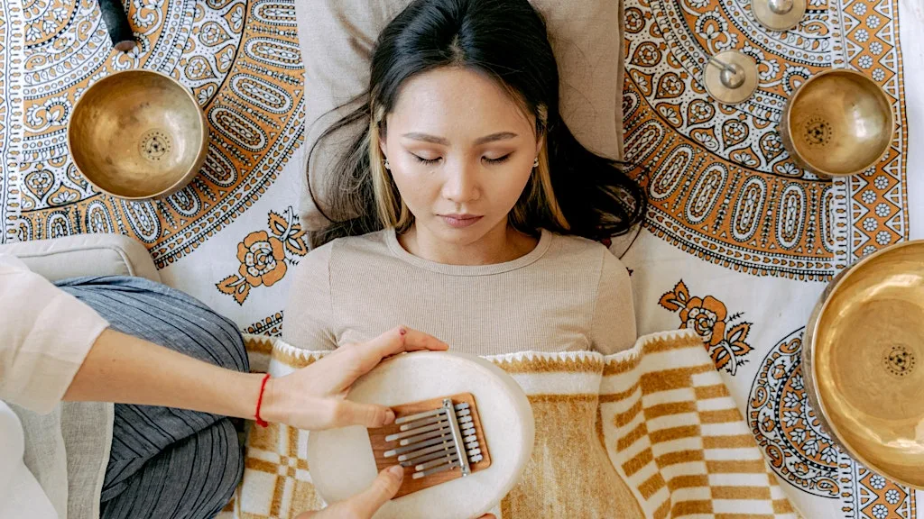 Sacred Pause: Sound Bath in Barnes