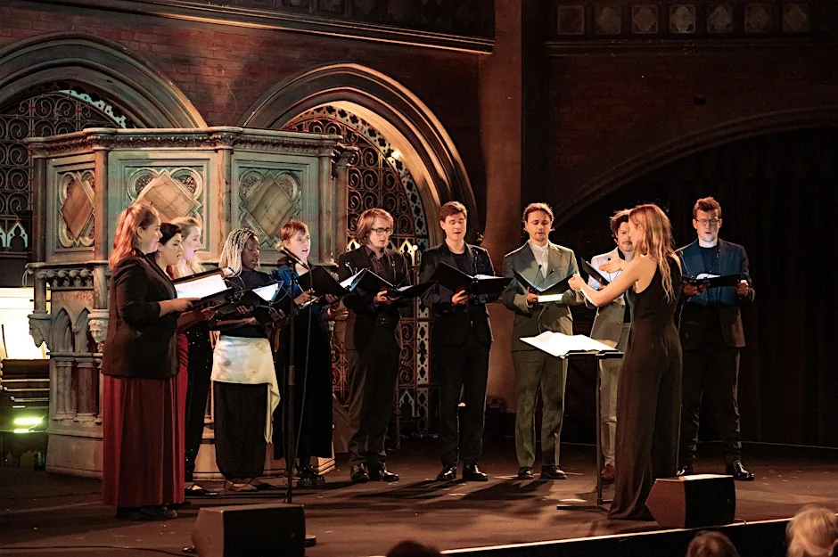 Echo Vocal Ensemble: Love is as Strong As at Douai Abbey