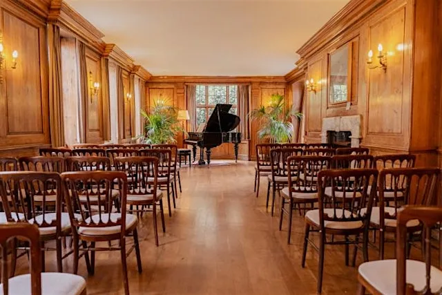 Sunday Sounds: Artera Foundation at Burgh House
