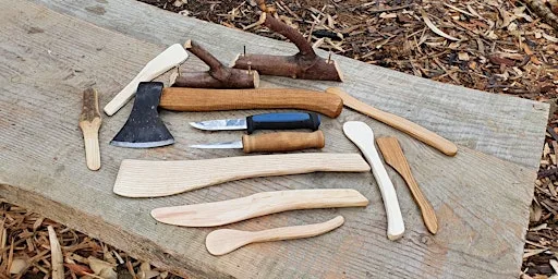 Whittling With Traditional Hand Tools at Applestore Cafe