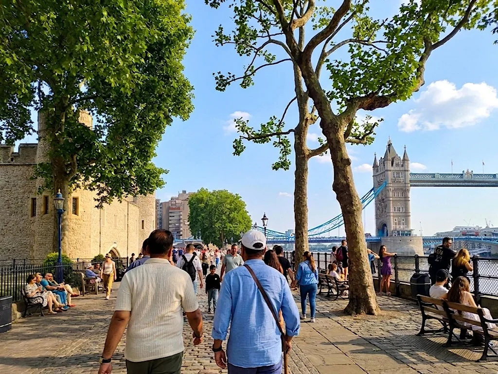 Walk London - Big Ben to Tower Bridge (Small-group City Hike) at Central London