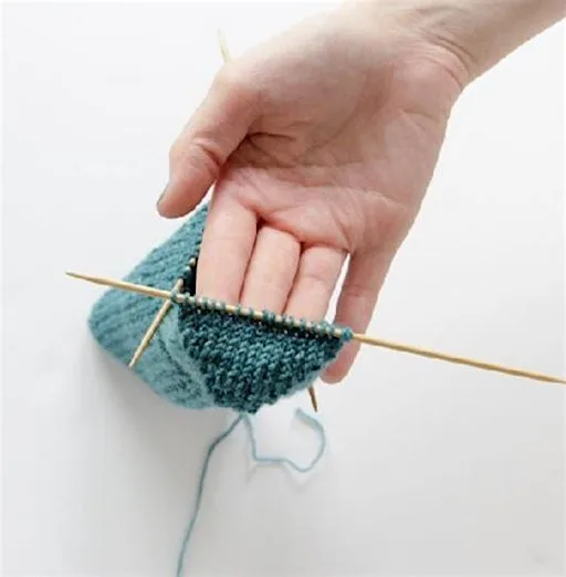The Sock Heel: Turn it like a Pro – Helga Dittmar at Crowhurst Community Centre