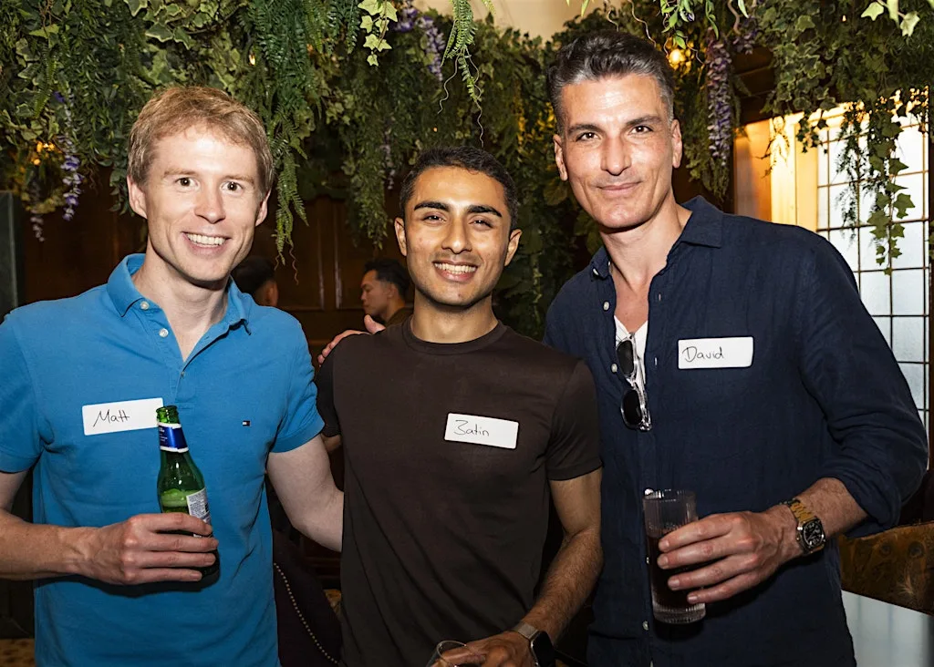 SPECIAL summer party for gay professionals at Dartmouth House