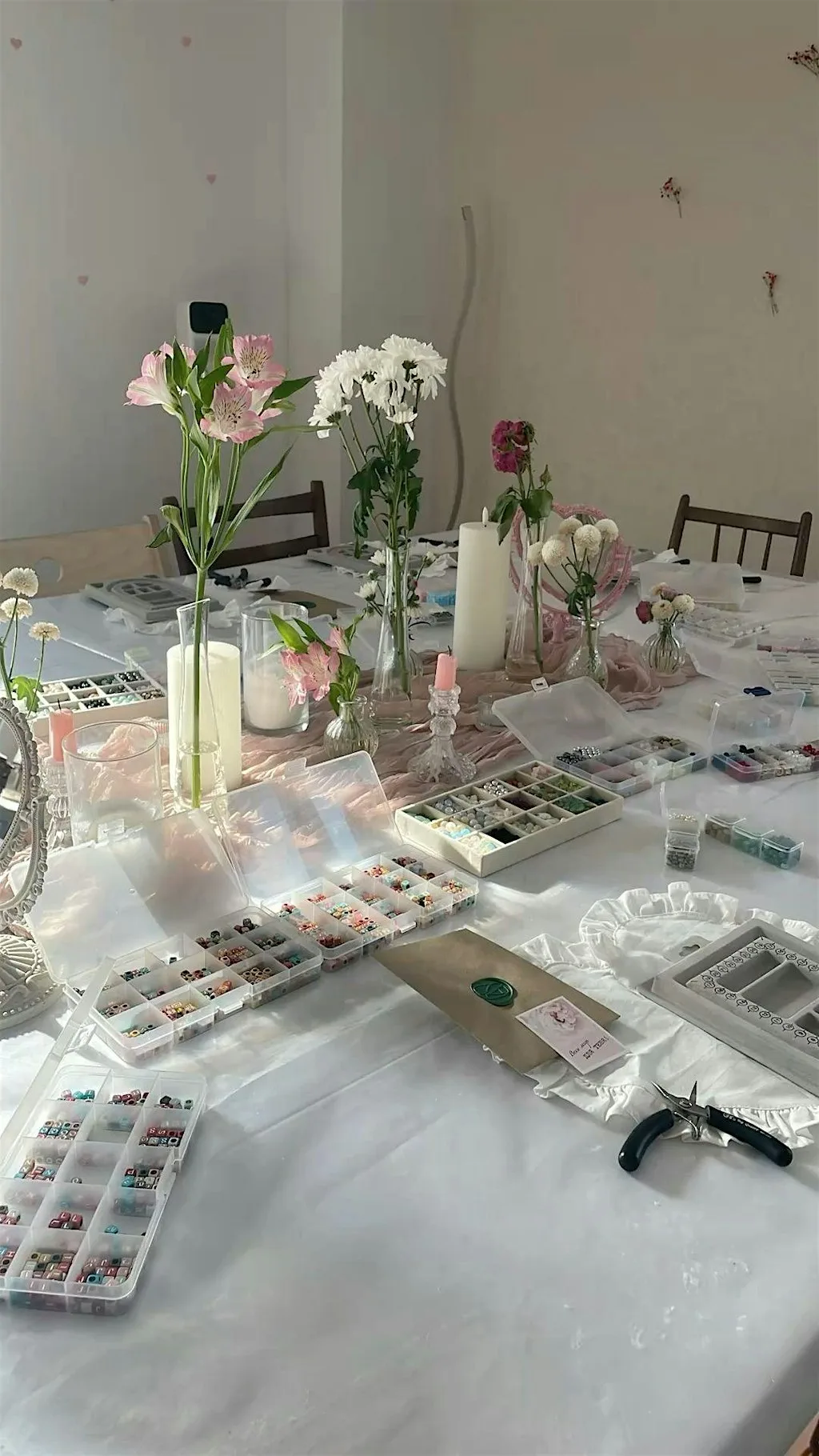 An Afternoon of Jewellery Making | Leeds at Woodhouse Community Centre