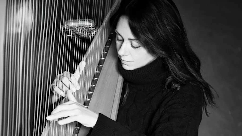 Amanda Whiting - Jazz Harpist Live at Palladino's Jazz and Blues bar