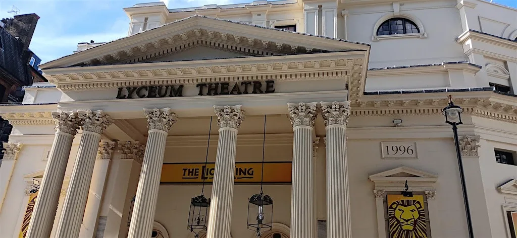 Haunted Theatres of Theatreland Walking Tour at Covent Garden