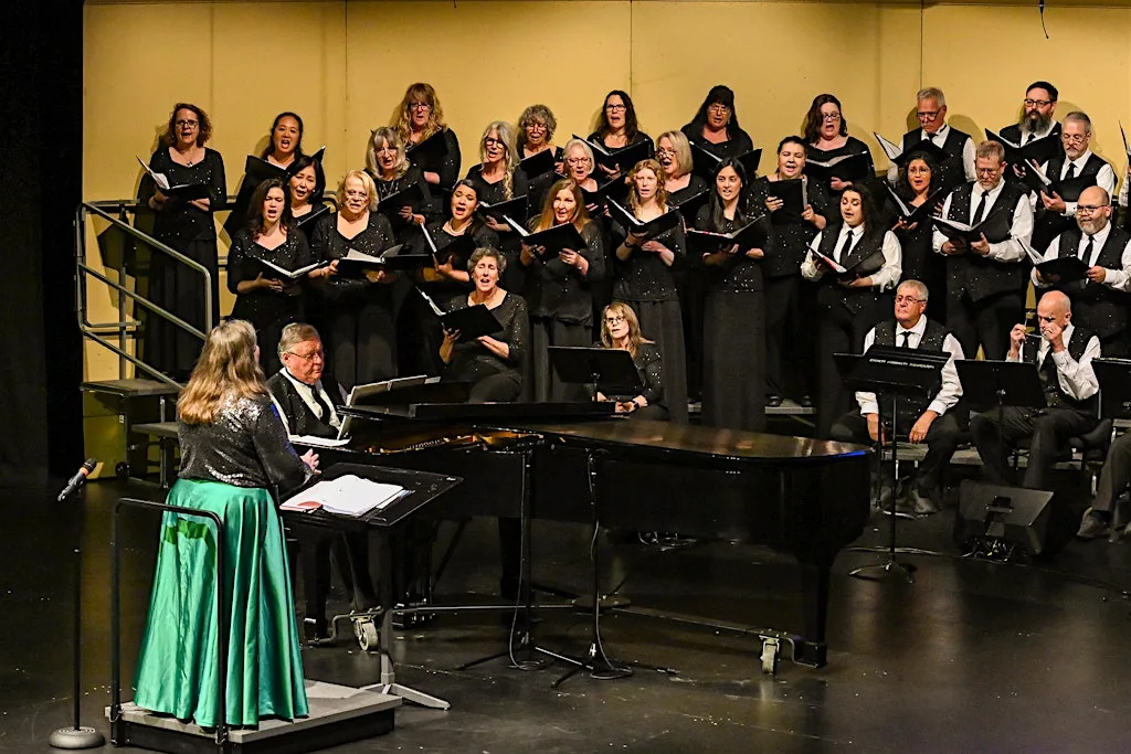 FREE LUNCH TIME RECITAL EDINBURGH ST GILES CATHEDRAL -Everett Chorale at St Giles' Cathedral