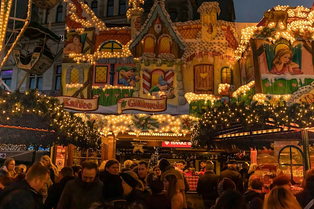 Wex Sessions: Fujifilm Christmas Photo Walk | Newcastle at Grey's Monument