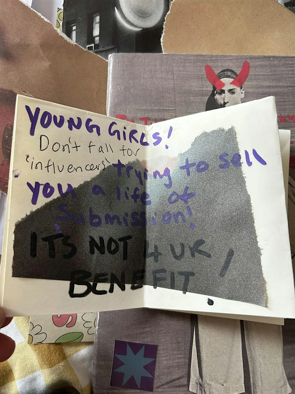 SCRUB PRESENTS: Zine Workshop at artefact