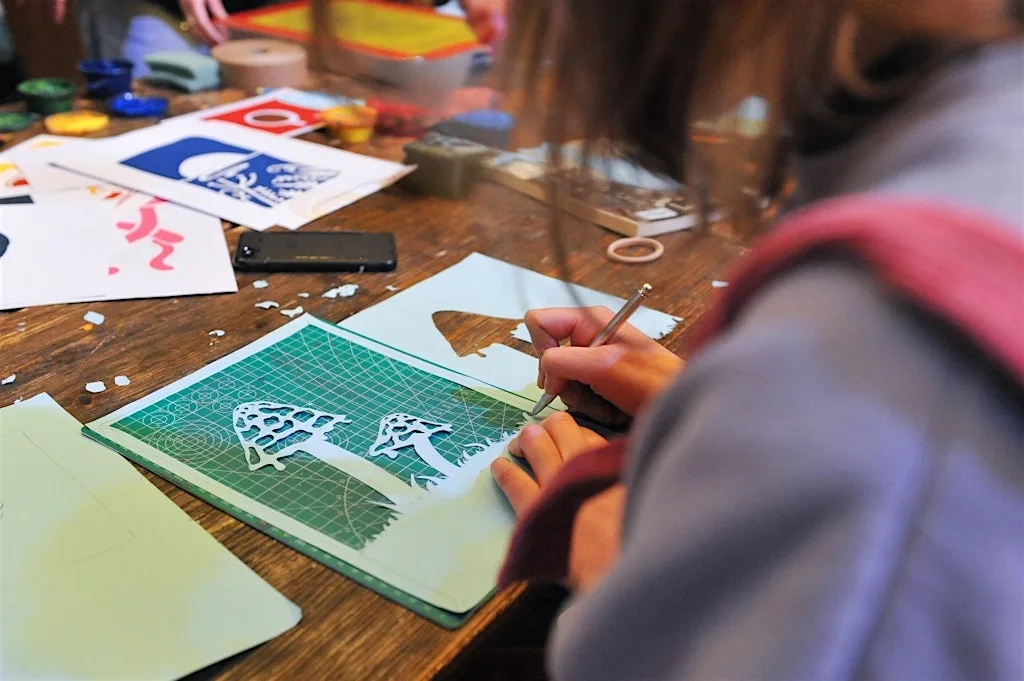 An Introduction to Paper Stencil Screenprinting with Jenny Wright at Swarthmore Education Centre