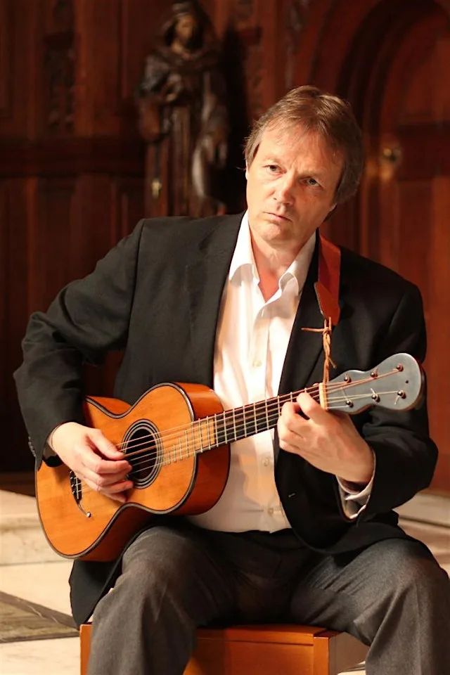 Guitar History Lecture - Prof. Christopher Page, FBA at Emmanuel College Chapel